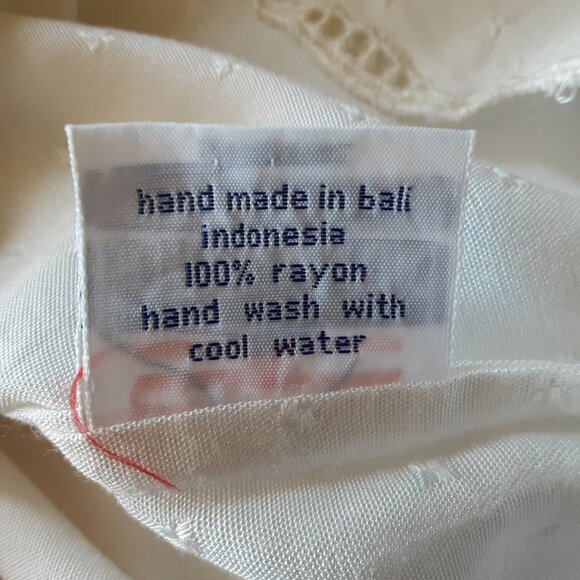 VINTAGE 1970'S BALI EMERALD 100% RAYON SKIRT & BLOUSE BOHO CREAM OPEN CUT WORK - Picture 9 of 9